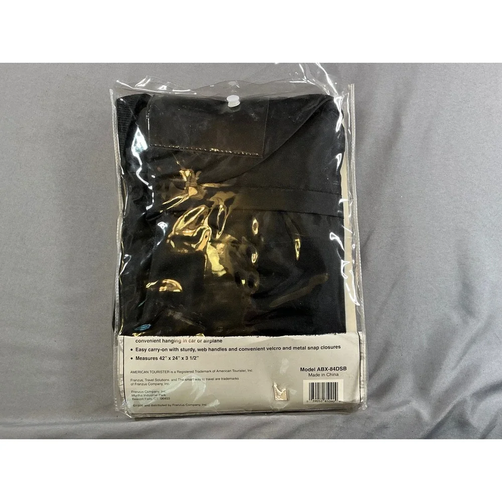 American Tourister Deluxe 42 Inch Nylon Garment Bag Black ABX-84DSB NIP